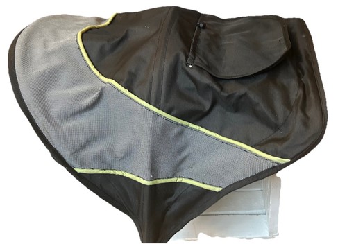 Black gray green - black,